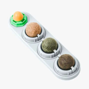 3pcs set spin ball toy with 1pc cat candy